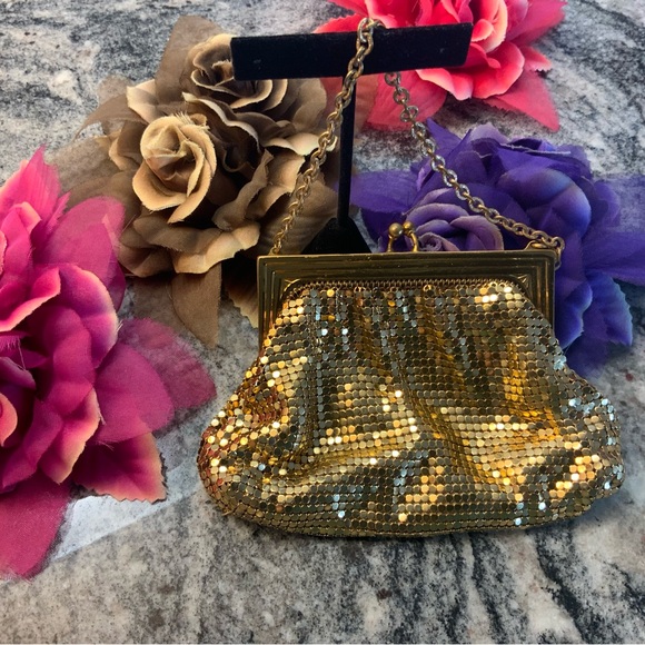 Whiting & Davis Handbags - Whiting & Davis Gold Mesh Clutch with Kiss-Lock Closure